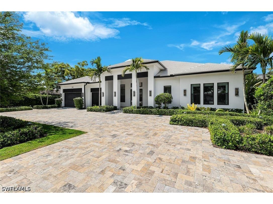 760 Park Shore Drive Naples FL 34103 226019015 image1