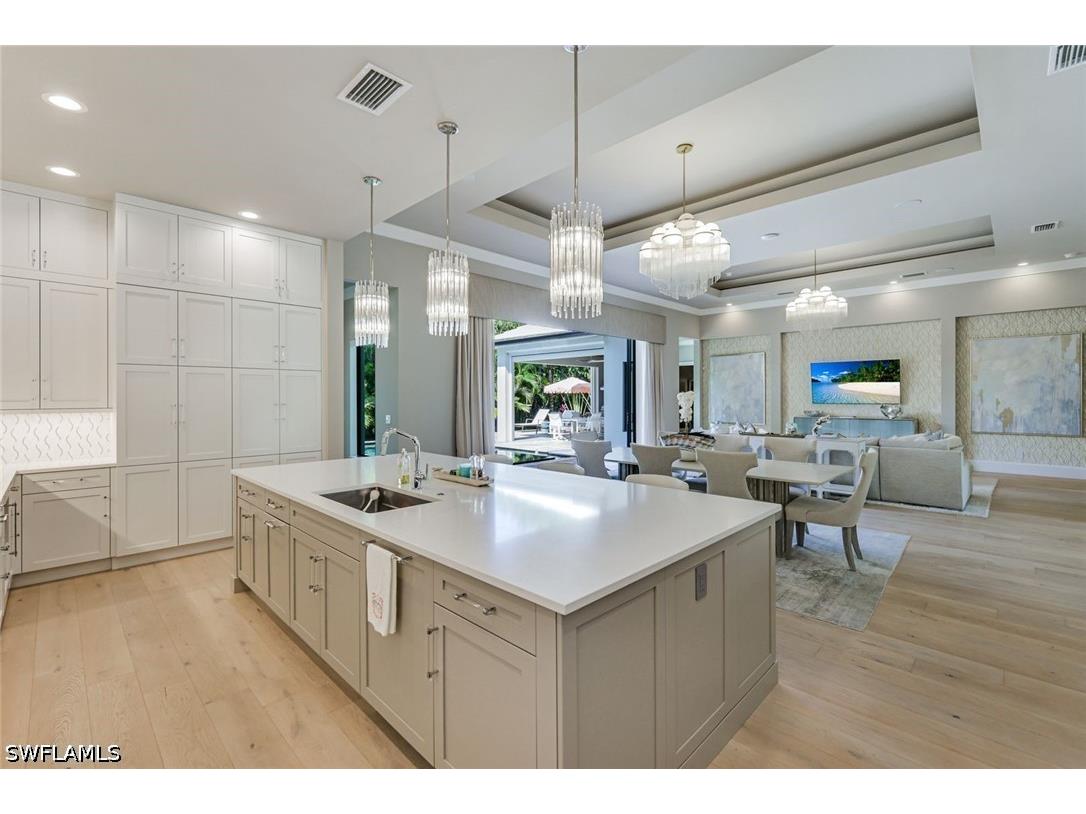 760 Park Shore Drive Naples FL 34103 226019015 image7