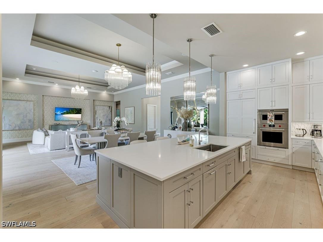760 Park Shore Drive Naples FL 34103 226019015 image8