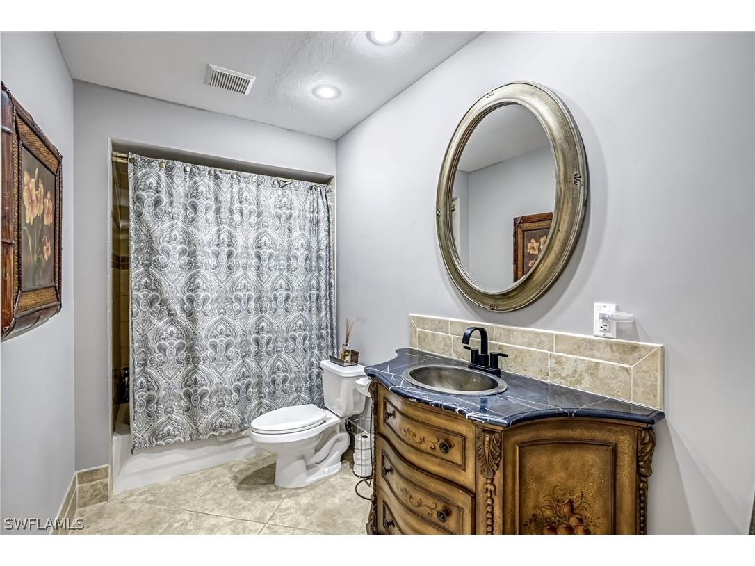 760 Waterford Drive #303 Naples FL 34113 226009129 image9