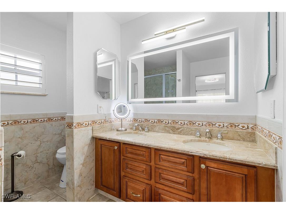 760 Wiggins Lake Drive #206 Naples FL 34110 225066320 image28