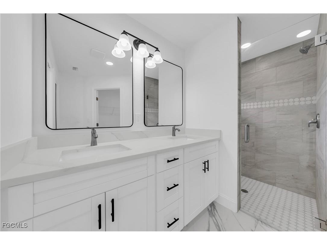 7602 18th Place Labelle FL 33935 2025012545 image16