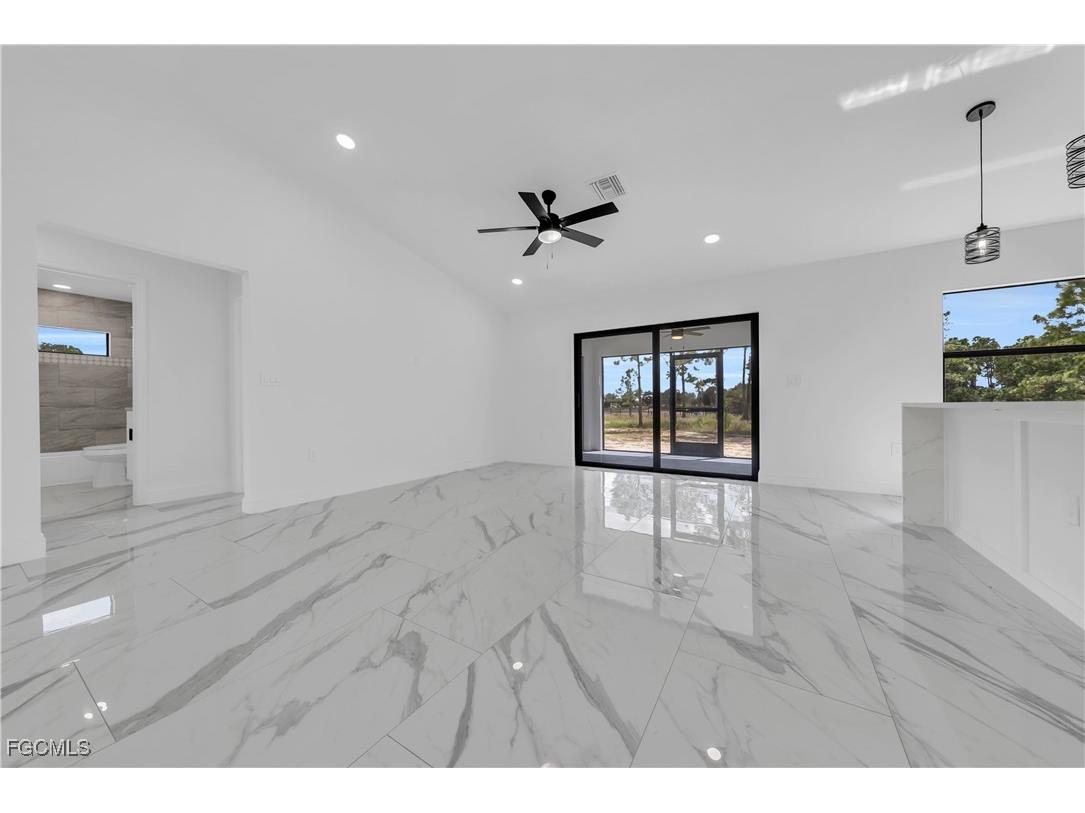 7602 18th Place Labelle FL 33935 2025012545 image6