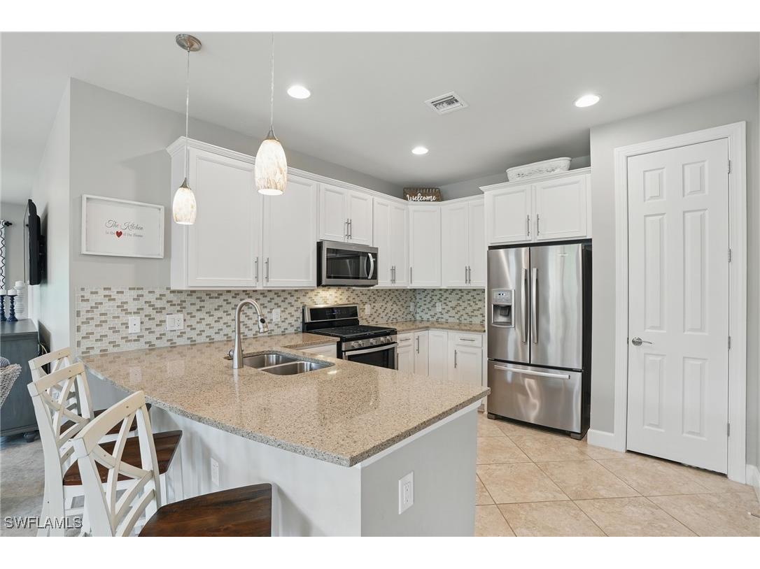 7602 Jacaranda Lane Naples FL 34114 225051042 image1