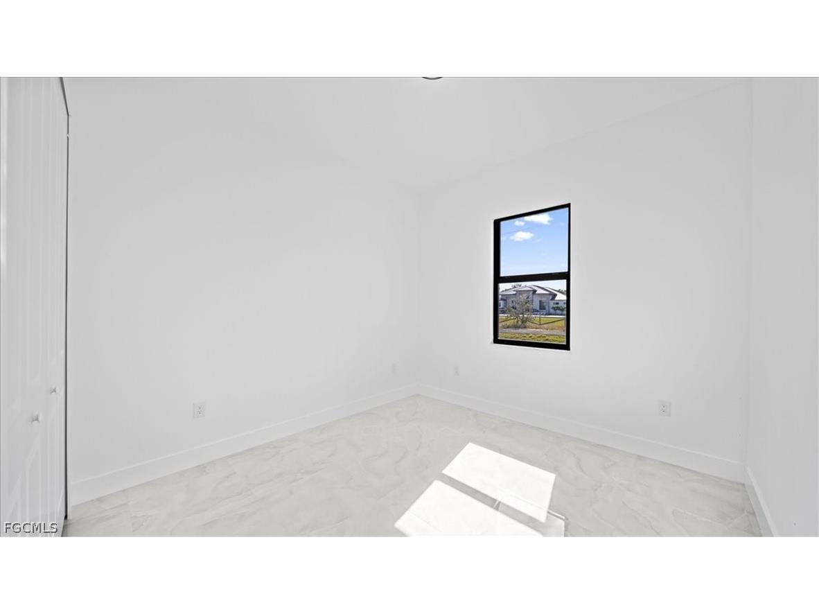 7608 8th Place Labelle FL 33935 2026008832 image17