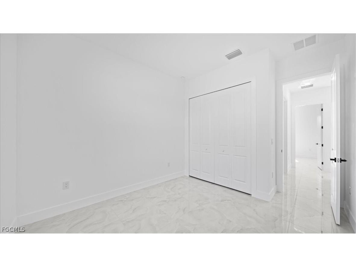 7608 8th Place Labelle FL 33935 2026008832 image21