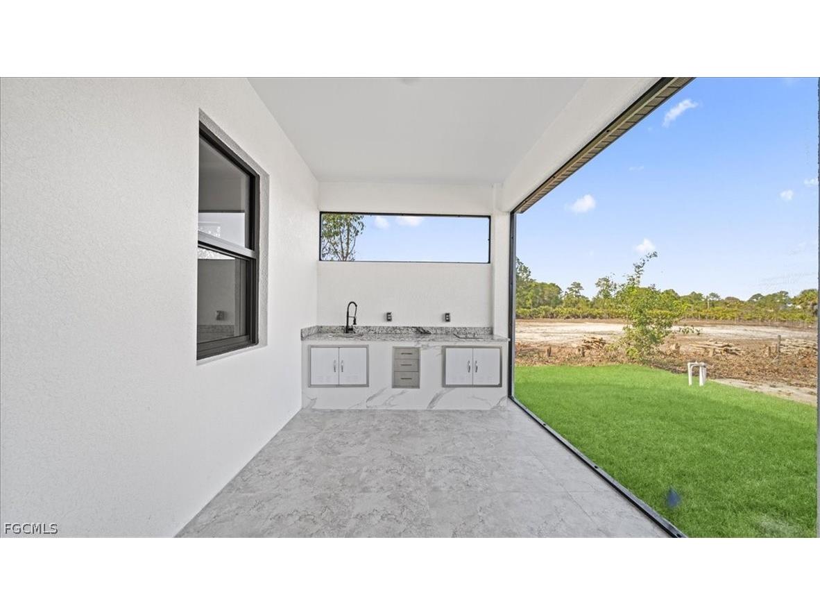 7608 8th Place Labelle FL 33935 2026008832 image38