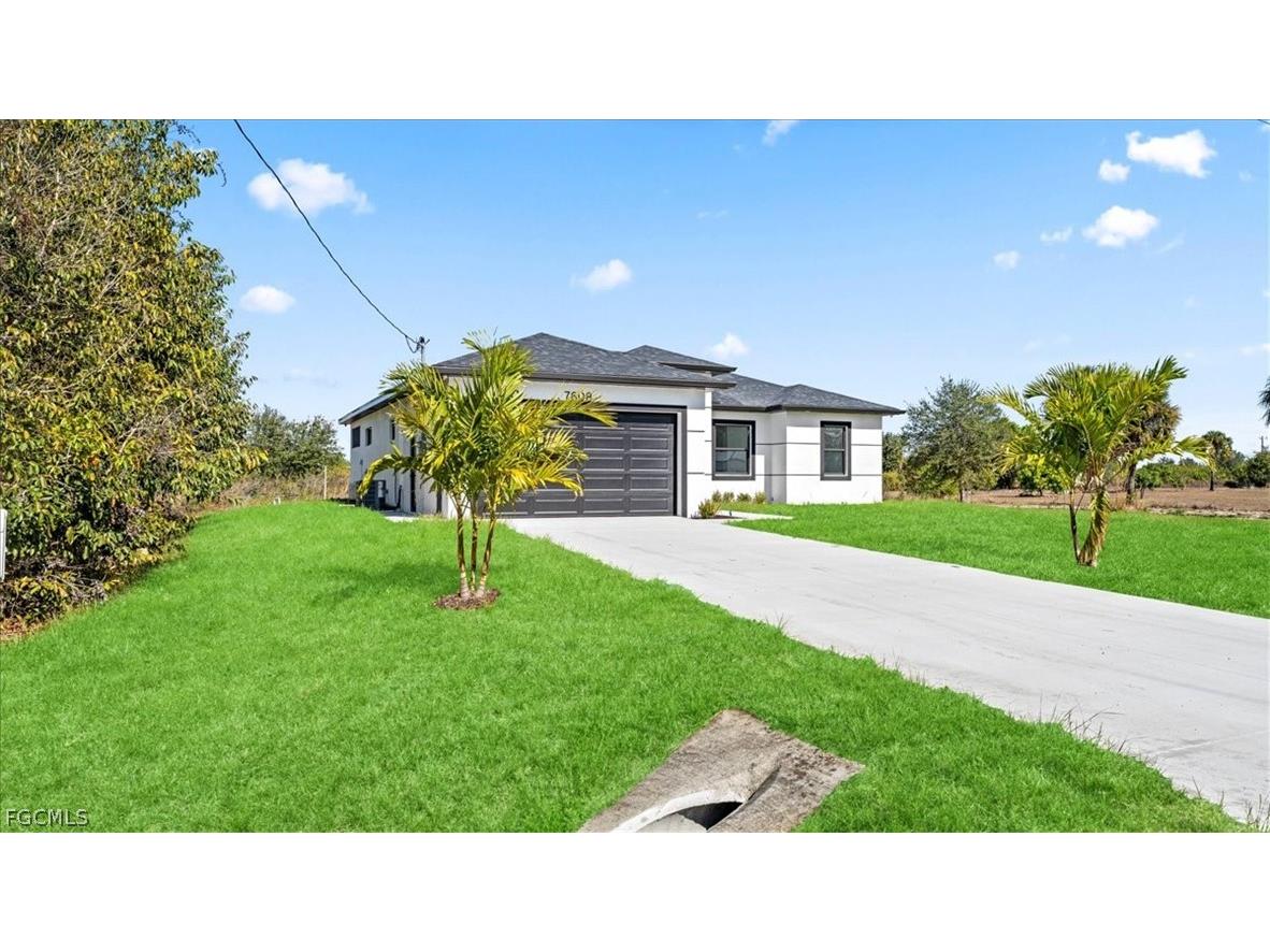 7608 8th Place Labelle FL 33935 2026008832 image4