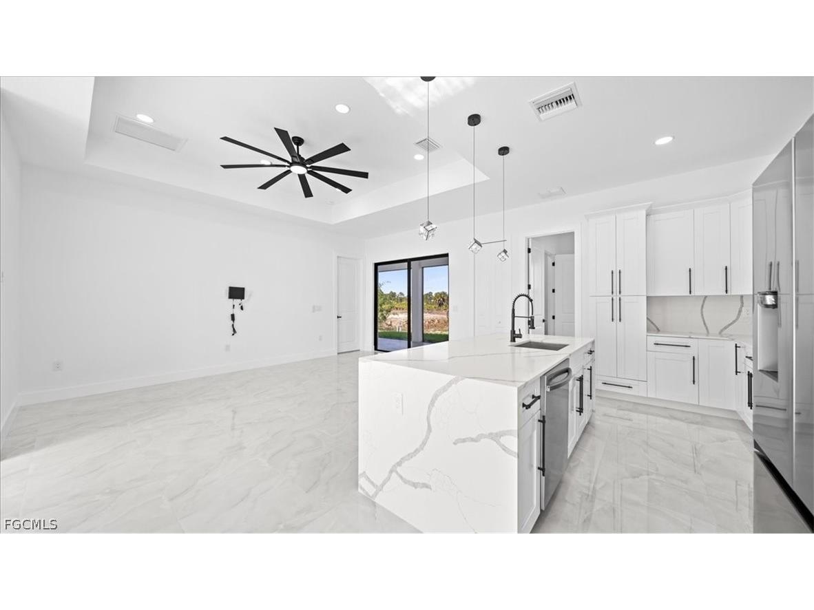 7608 8th Place Labelle FL 33935 2026008832 image8