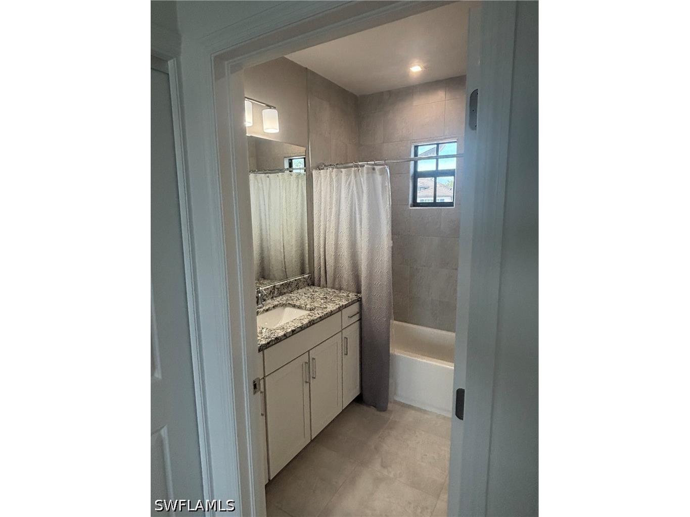 7608 Morgan Way Naples FL 34119 226018116 image16