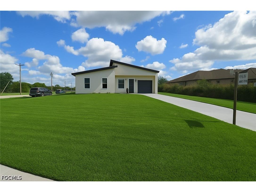 761 Bell Boulevard S Lehigh Acres FL 33974 2026014336 image2