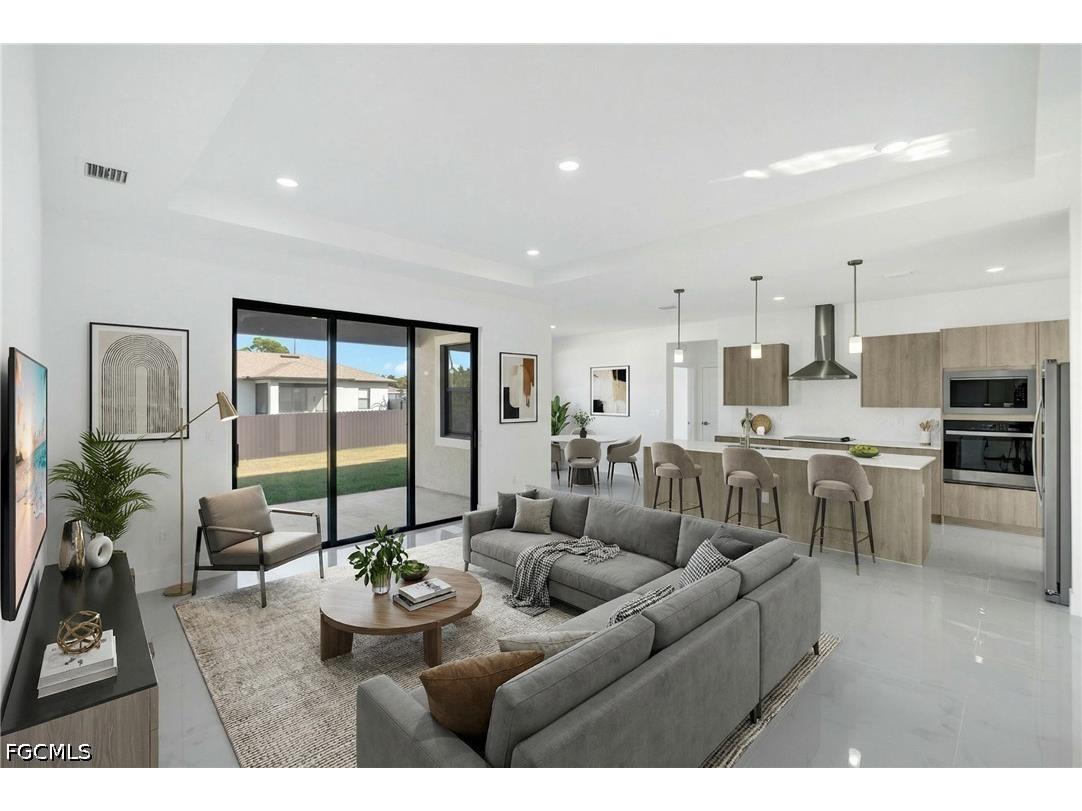 761 Nina Avenue S Lehigh Acres FL 33974 2026015315 image3