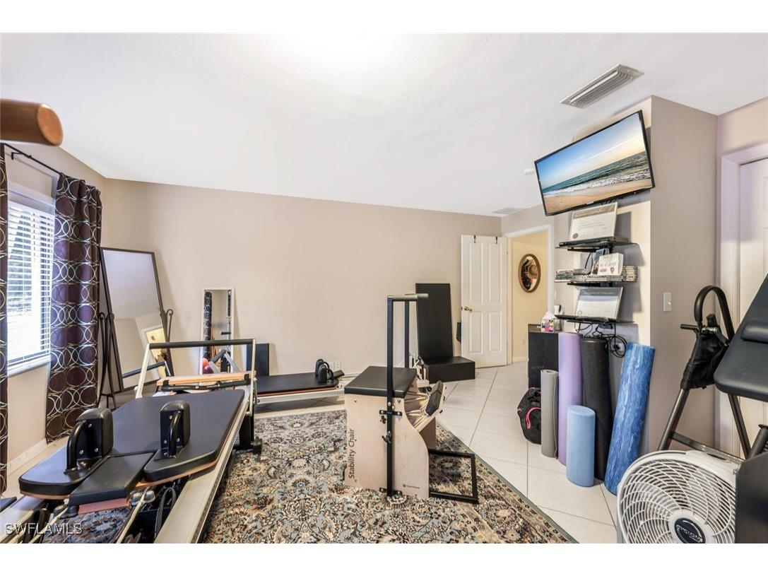 761 Pine Vale Drive Naples FL 34104 225078270 image19