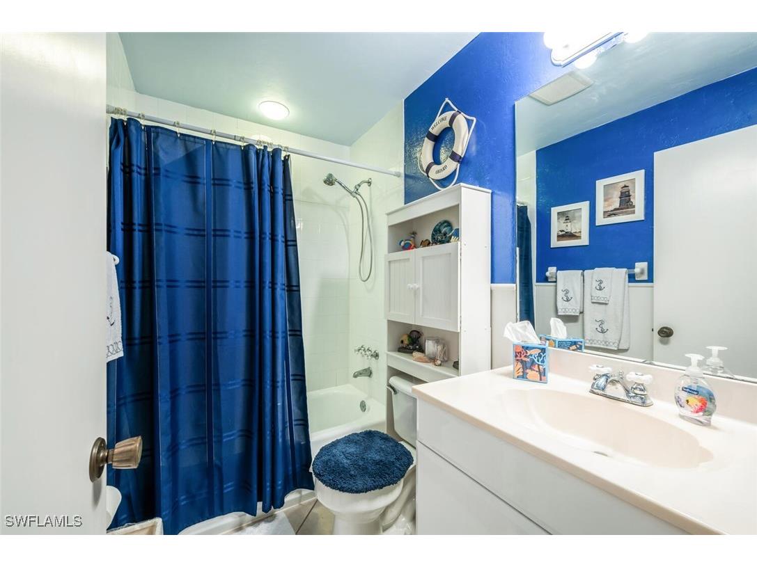 761 Pine Vale Drive Naples FL 34104 225078270 image21