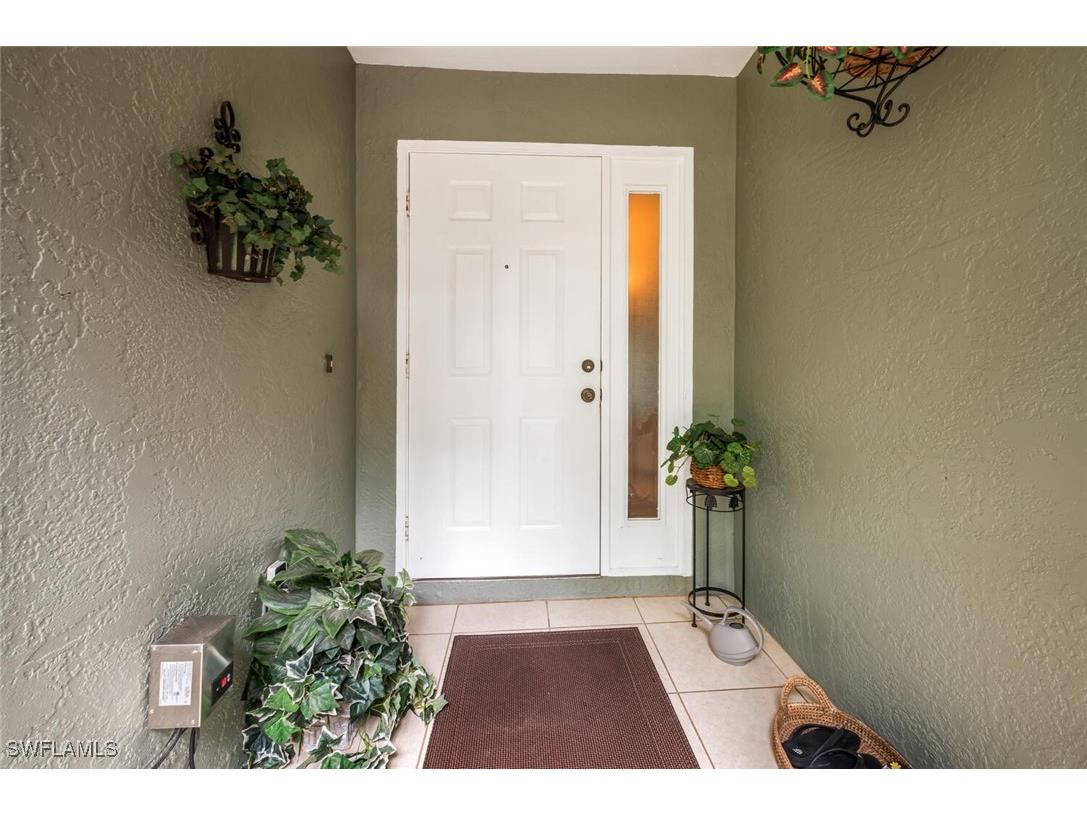 761 Pine Vale Drive Naples FL 34104 225078270 image5