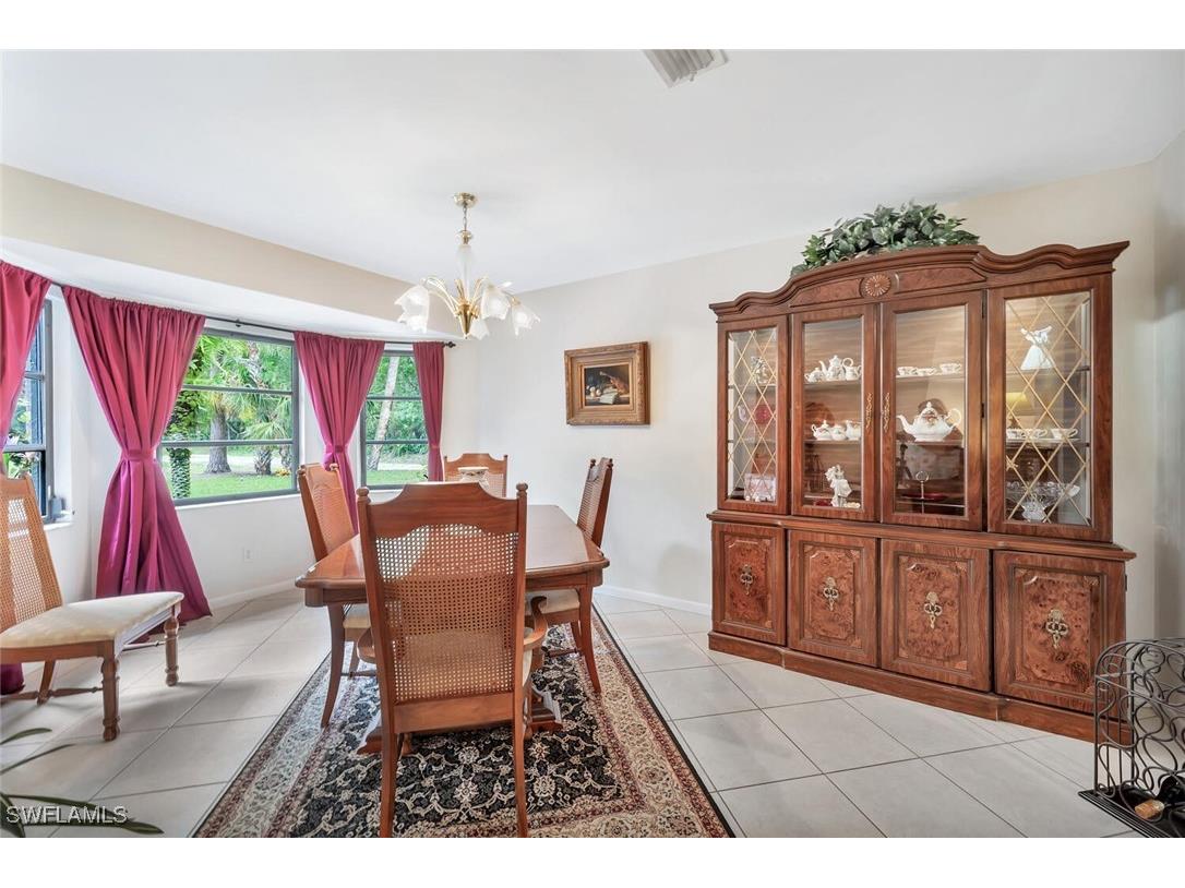 761 Pine Vale Drive Naples FL 34104 225078270 image8