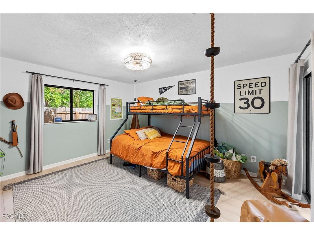 7612 Carrier Road Fort Myers FL 33967 2025026324 image26