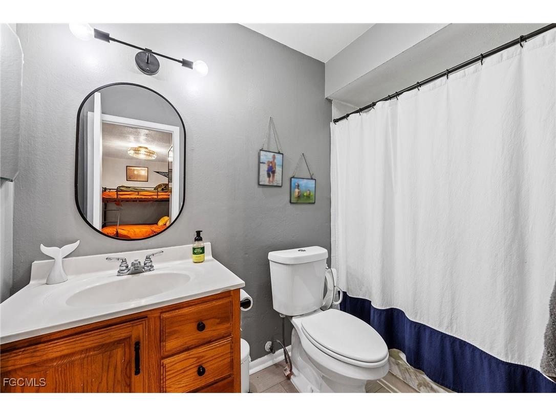 7612 Carrier Road Fort Myers FL 33967 2025026324 image27