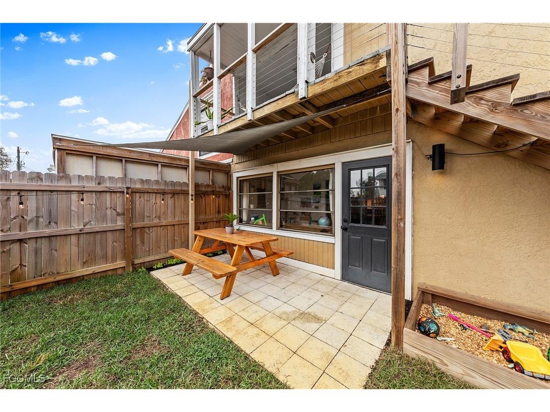 7612 Carrier Road Fort Myers FL 33967 2025026324 image35