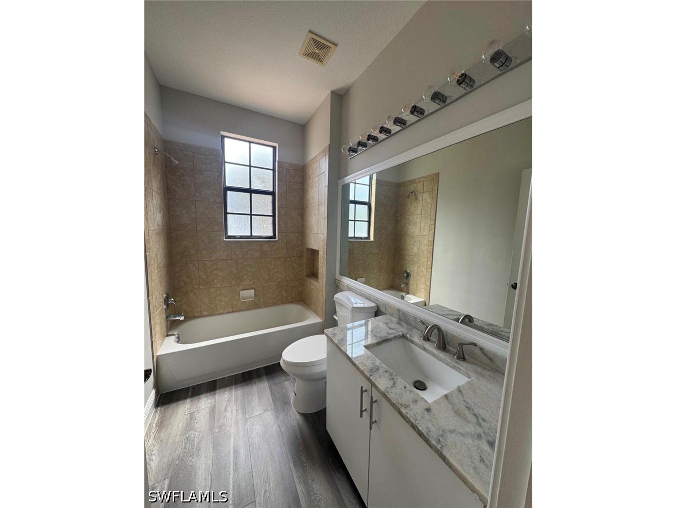 7614 Bristol Circle Naples FL 34120 226019375 image8