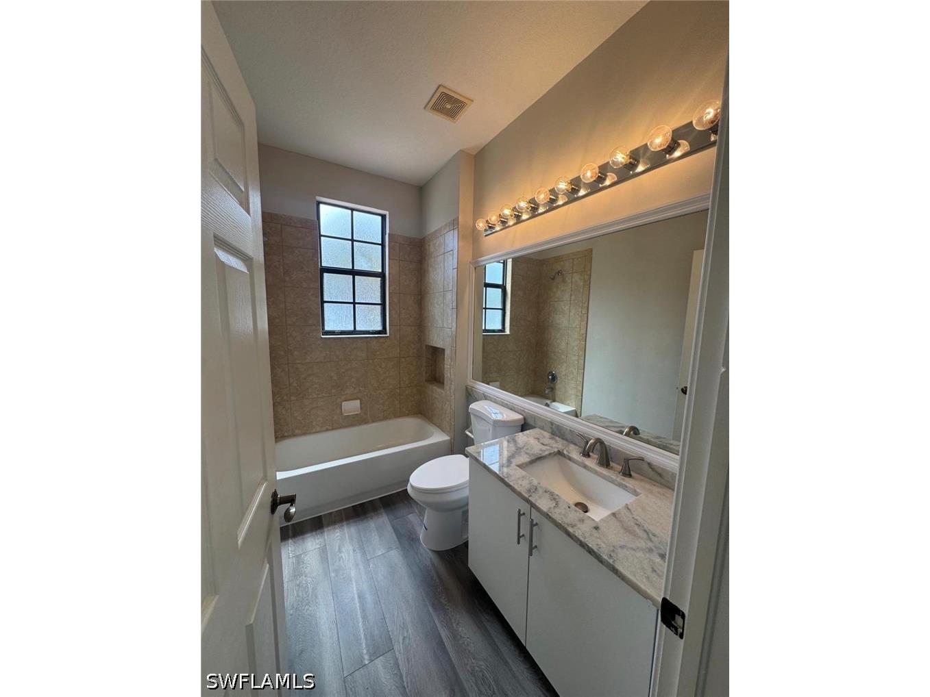 7614 Bristol Circle Naples FL 34120 226019375 image9