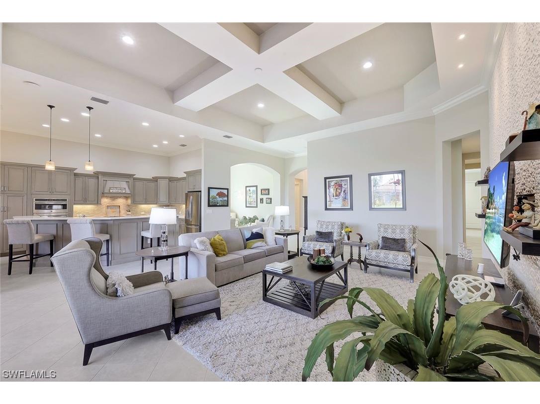 7615 Trento Circle Naples FL 34113 224010459 image1