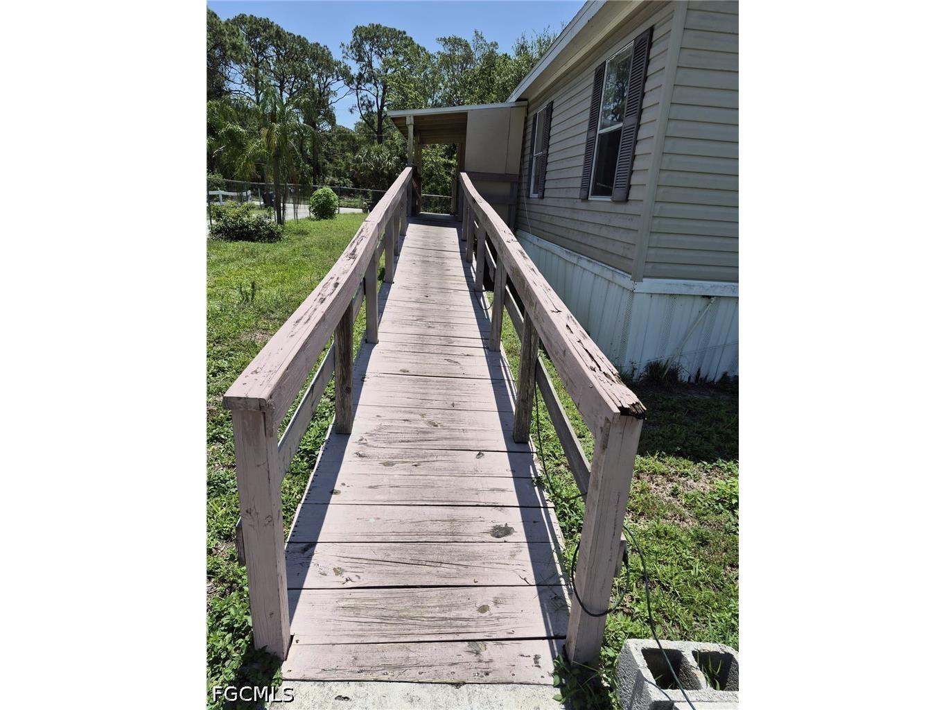 7616 Marx Drive North Fort Myers FL 33917 2026026126 image5