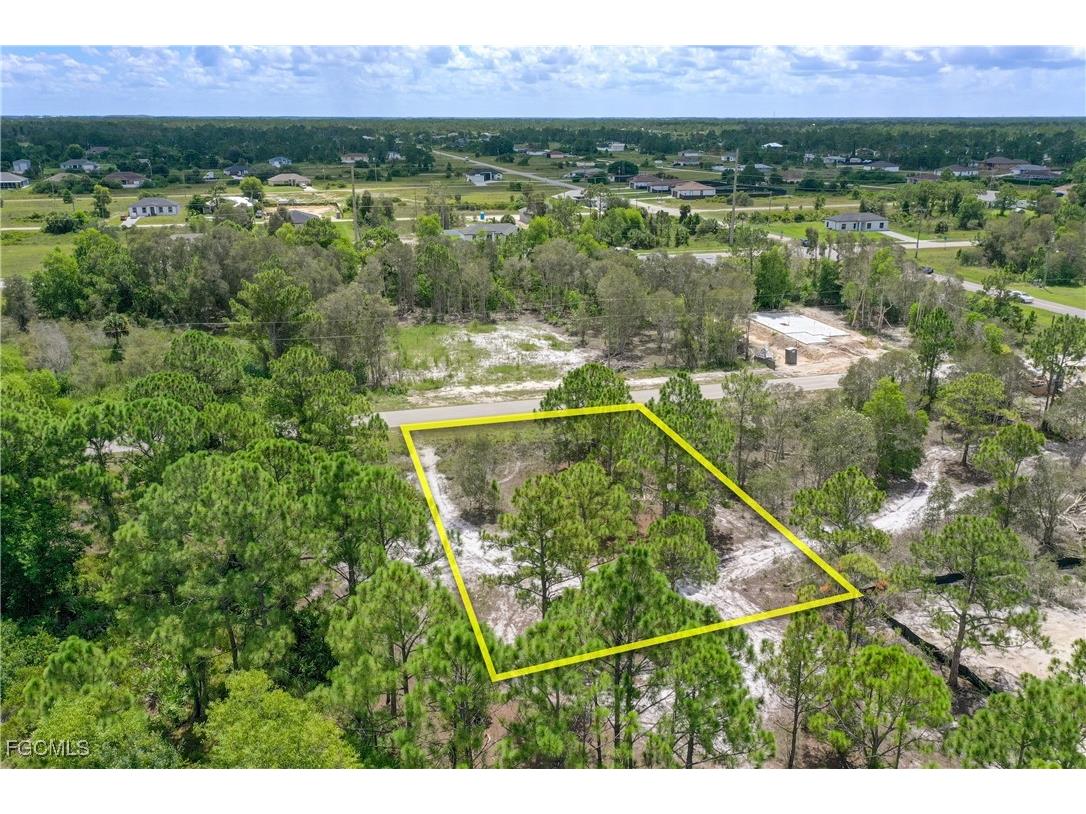 762 Crystal Avenue S Lehigh Acres FL 33974 2025004076 image4