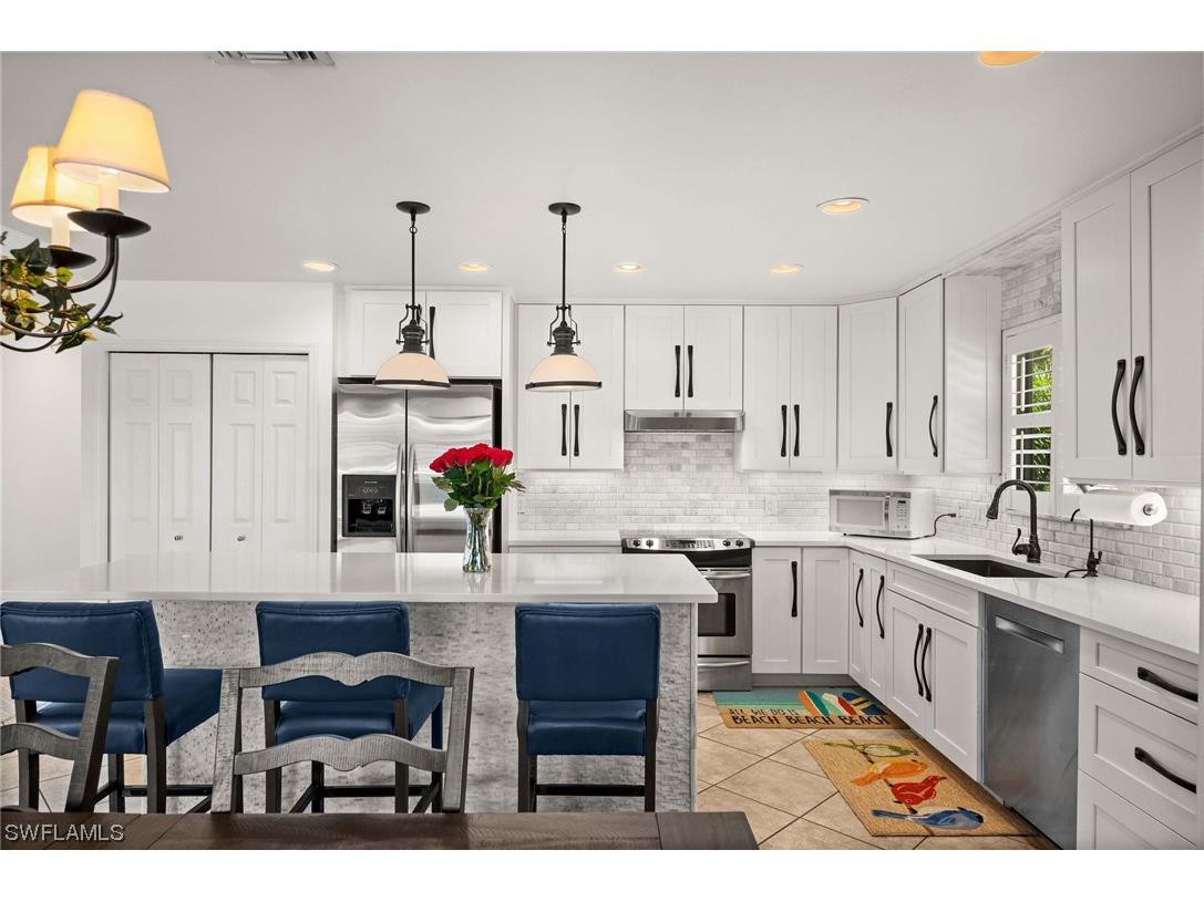 762 Park Avenue Naples FL 34110 223082162 image1