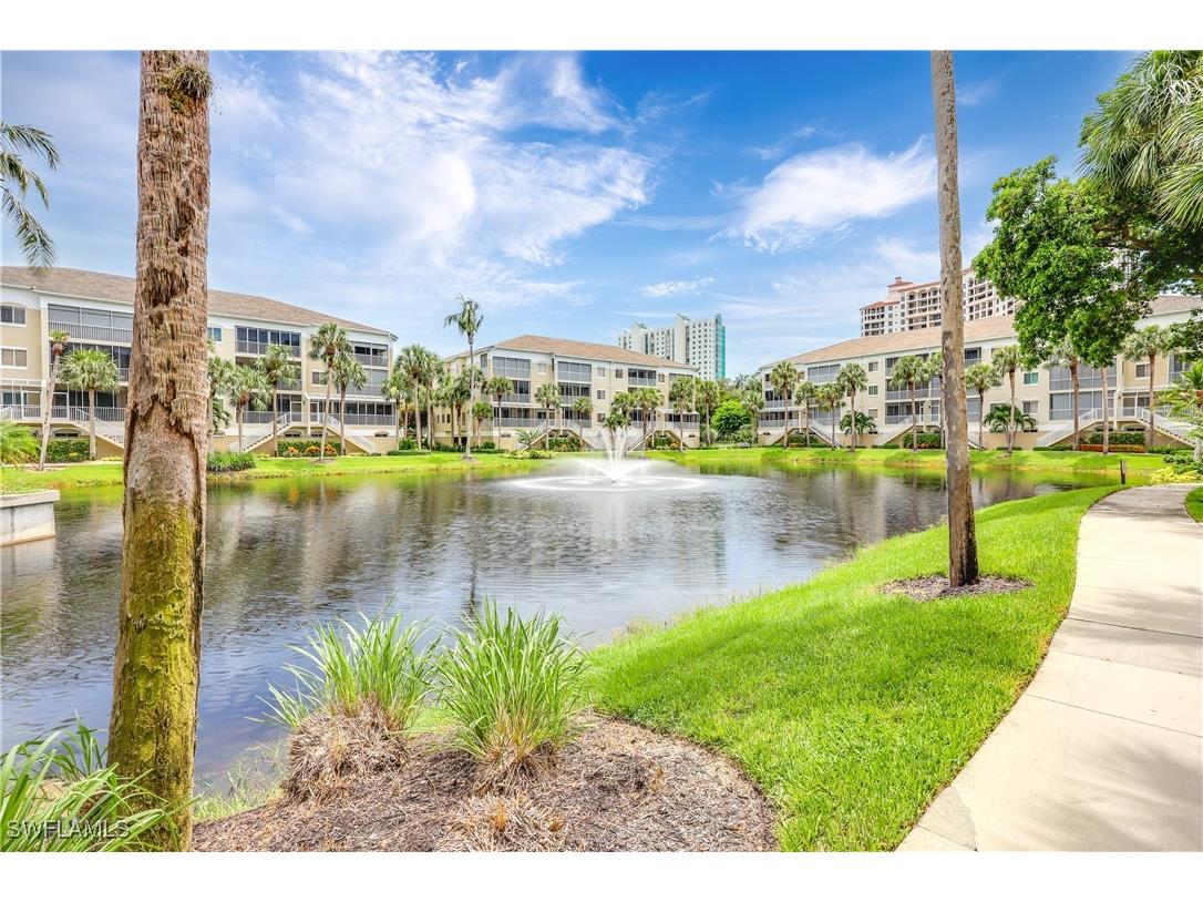7622 Pebble Creek Circle #102 Naples FL 34108 225066447 image28