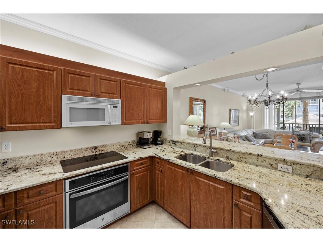 7622 Pebble Creek Circle #102 Naples FL 34108 225066447 image4