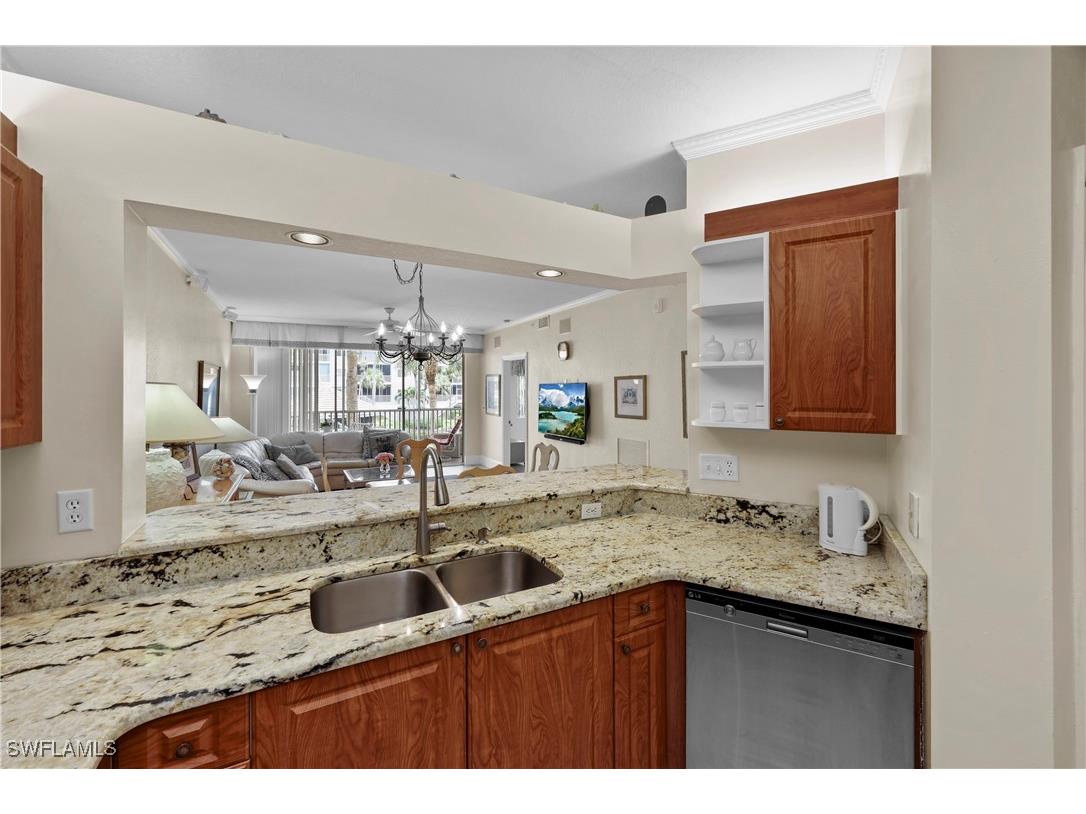 7622 Pebble Creek Circle #102 Naples FL 34108 225066447 image5