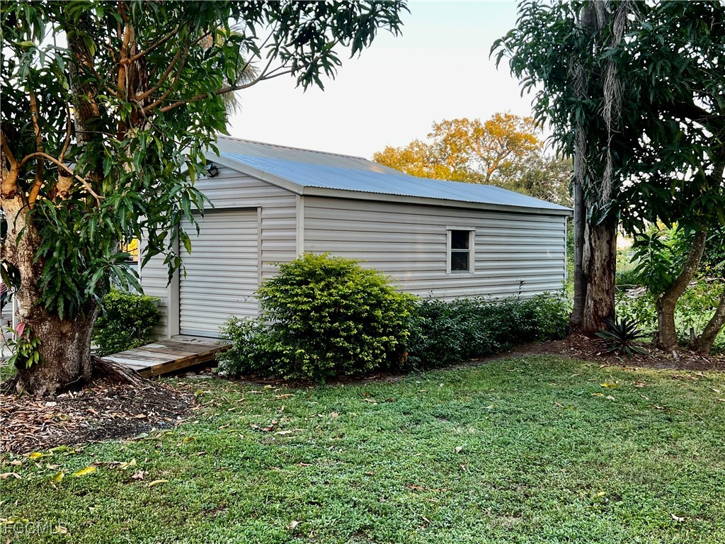 7623/7621 Breeze Drive North Fort Myers FL 33917 2025010656 image27