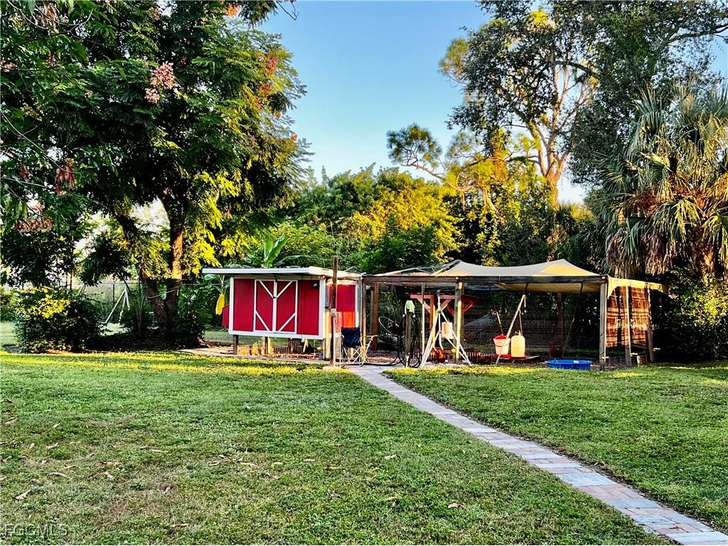 7623/7621 Breeze Drive North Fort Myers FL 33917 2025010656 image31