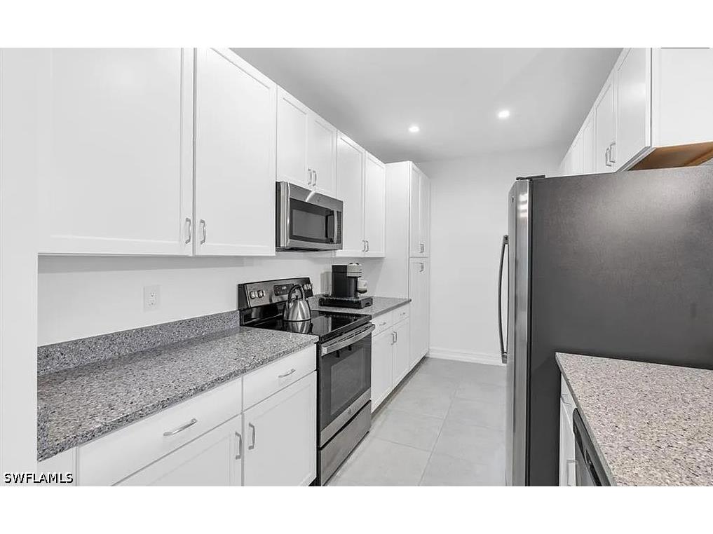 7624 Morgan Way Naples FL 34119 226022222 image11