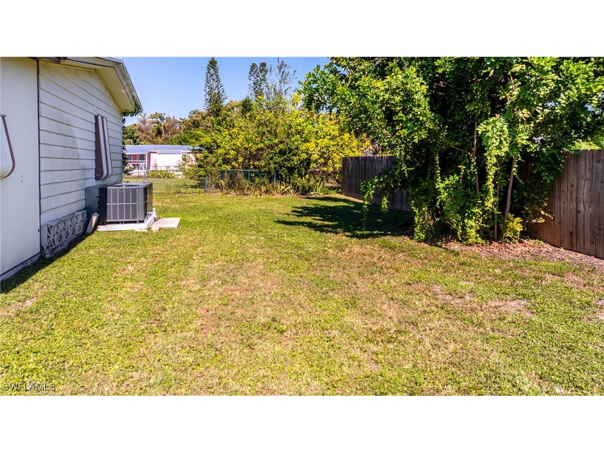 7627 Peyraud Drive North Fort Myers FL 33917 225079303 image17