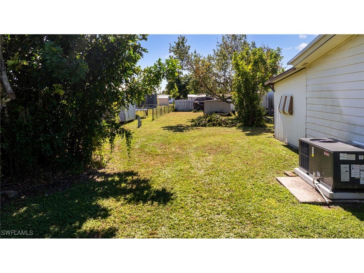 7627 Peyraud Drive North Fort Myers FL 33917 225079303 image18