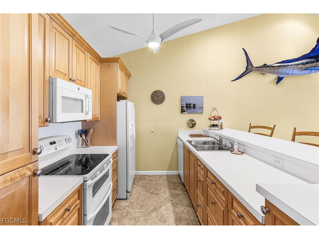 7628 Captains Harbor Drive #404 Bokeelia FL 33922 2026010817 image7