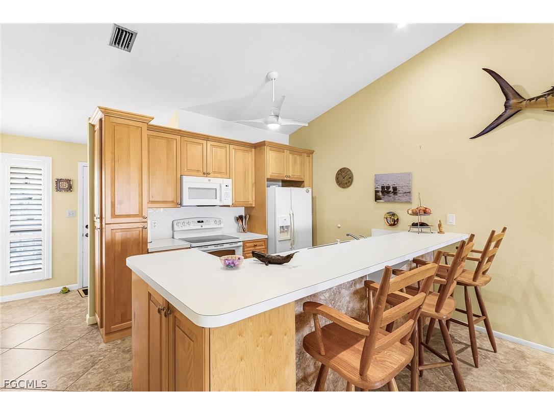7628 Captains Harbor Drive #404 Bokeelia FL 33922 2026010817 image8
