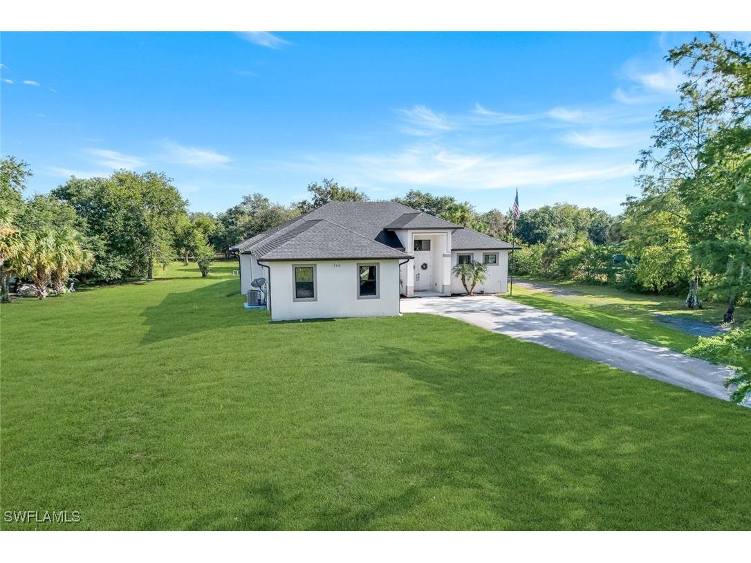 763 35th Avenue NW Naples FL 34120 225065251 image2