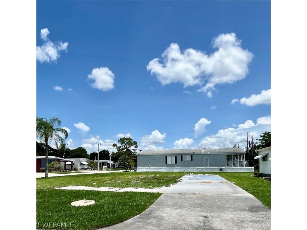 763 Knotty Pine Circle North Fort Myers FL 33917 223076278 image2