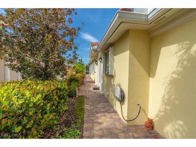 7630 Novara Court Naples FL 34114 225066583 image5