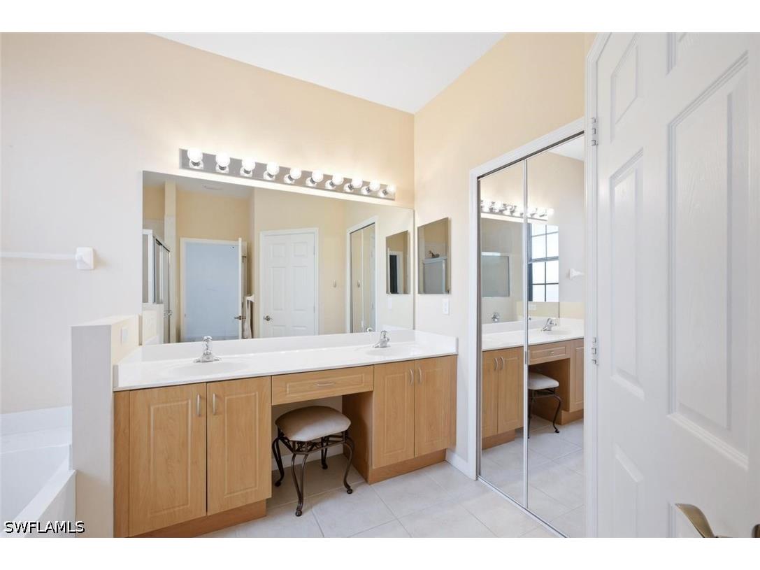 7631 Bristol Circle Naples FL 34120 226024561 image21