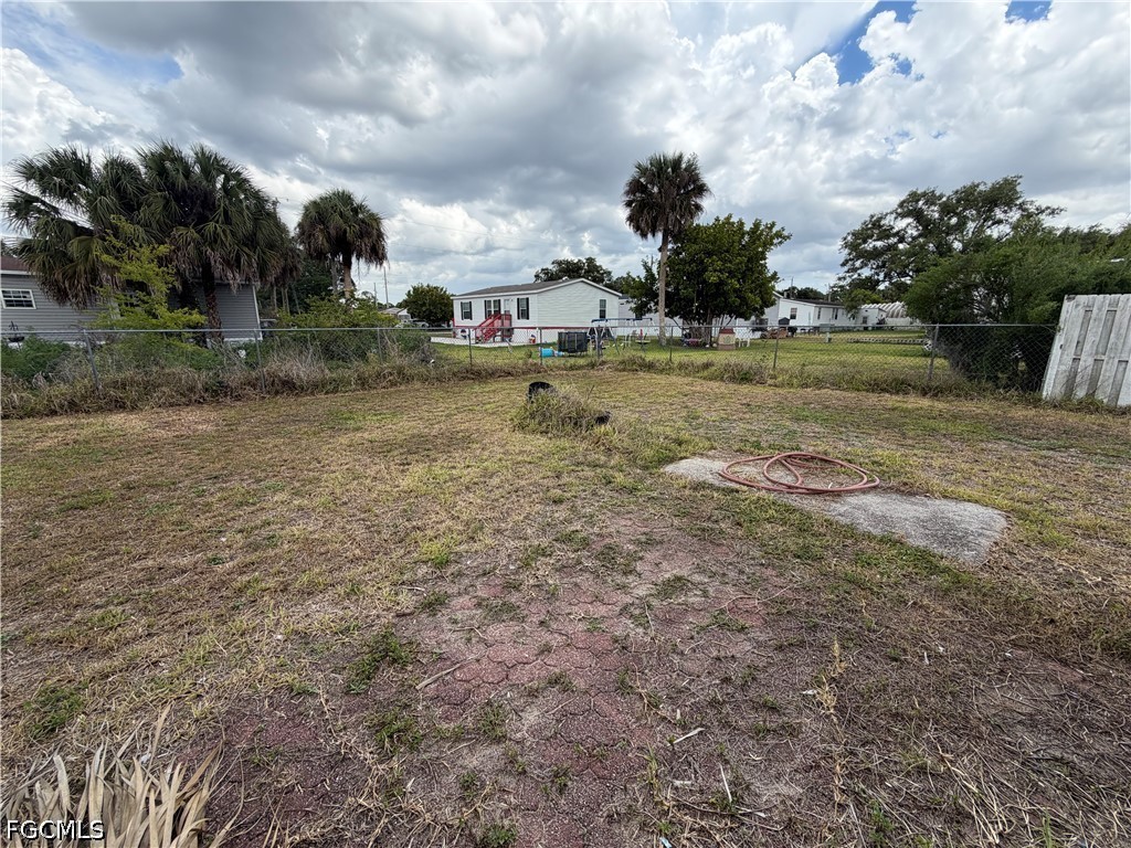 7633 Grady Drive North Fort Myers FL 33917 2026023467 image11