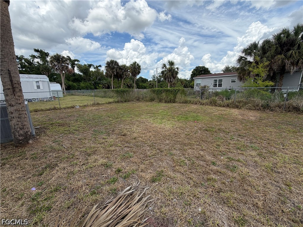 7633 Grady Drive North Fort Myers FL 33917 2026023467 image16