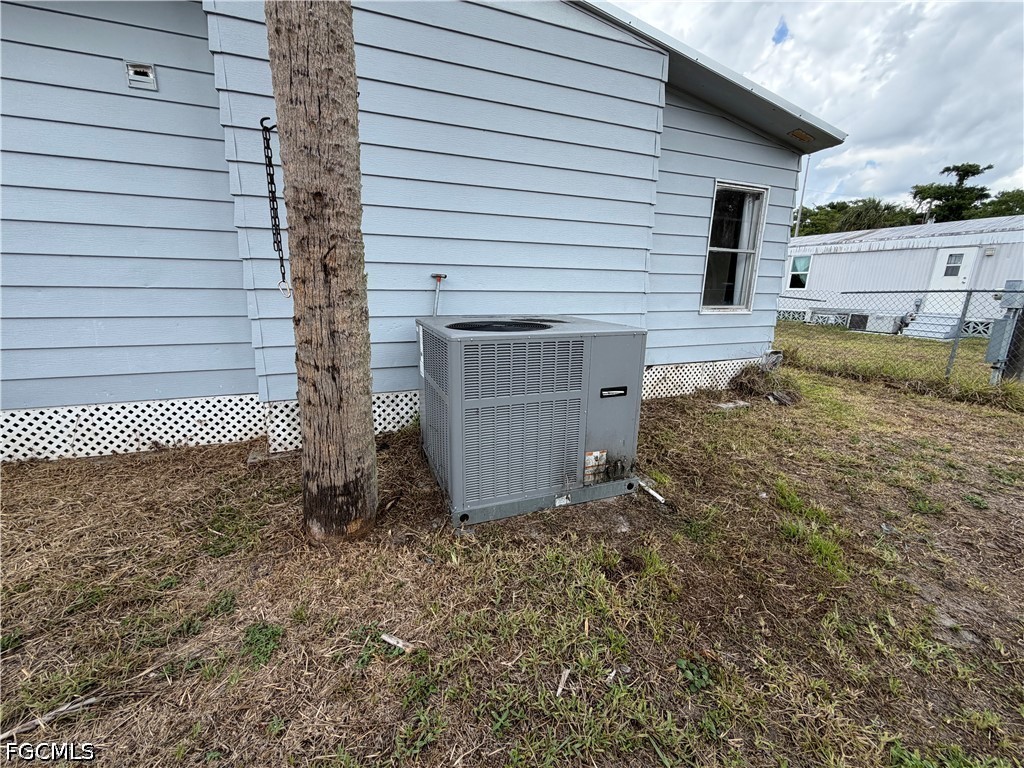 7633 Grady Drive North Fort Myers FL 33917 2026023467 image20