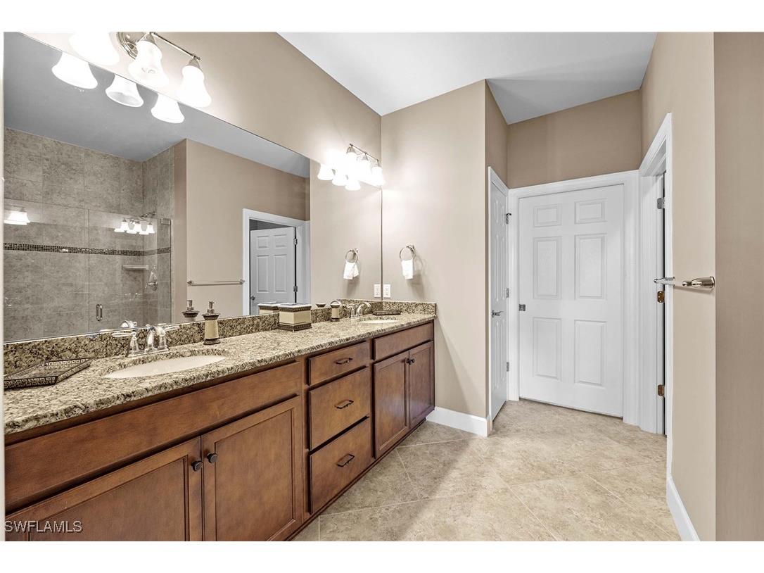 7638 Jacaranda Lane Naples FL 34114 224079403 image17