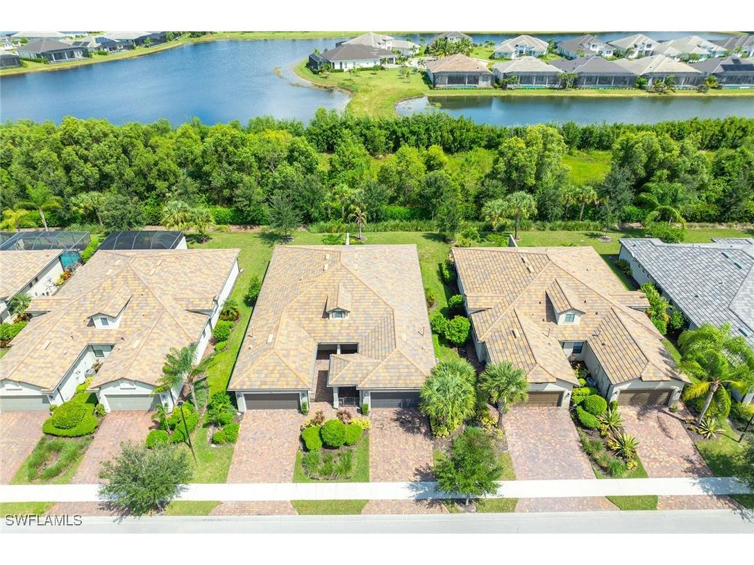 7638 Jacaranda Lane Naples FL 34114 224079403 image3