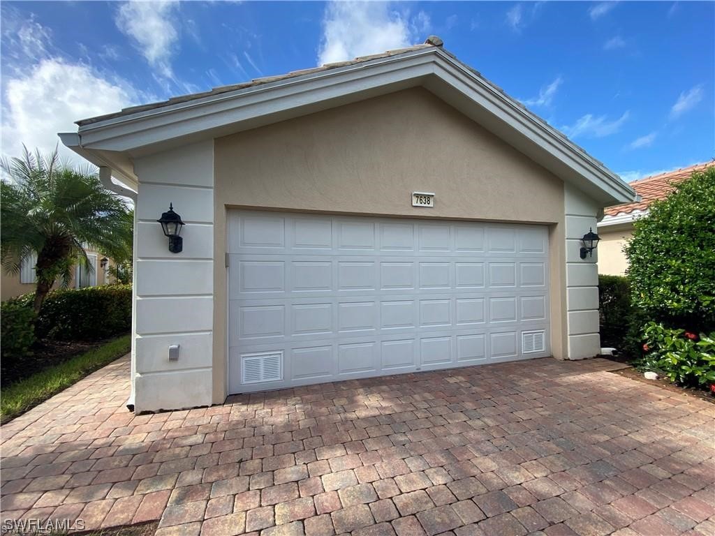 7638 Novara Court Naples FL 34114 223071991 image1