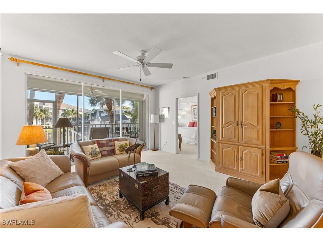 7638 Pebble Creek Circle #102 Naples FL 34108 226000842 image12